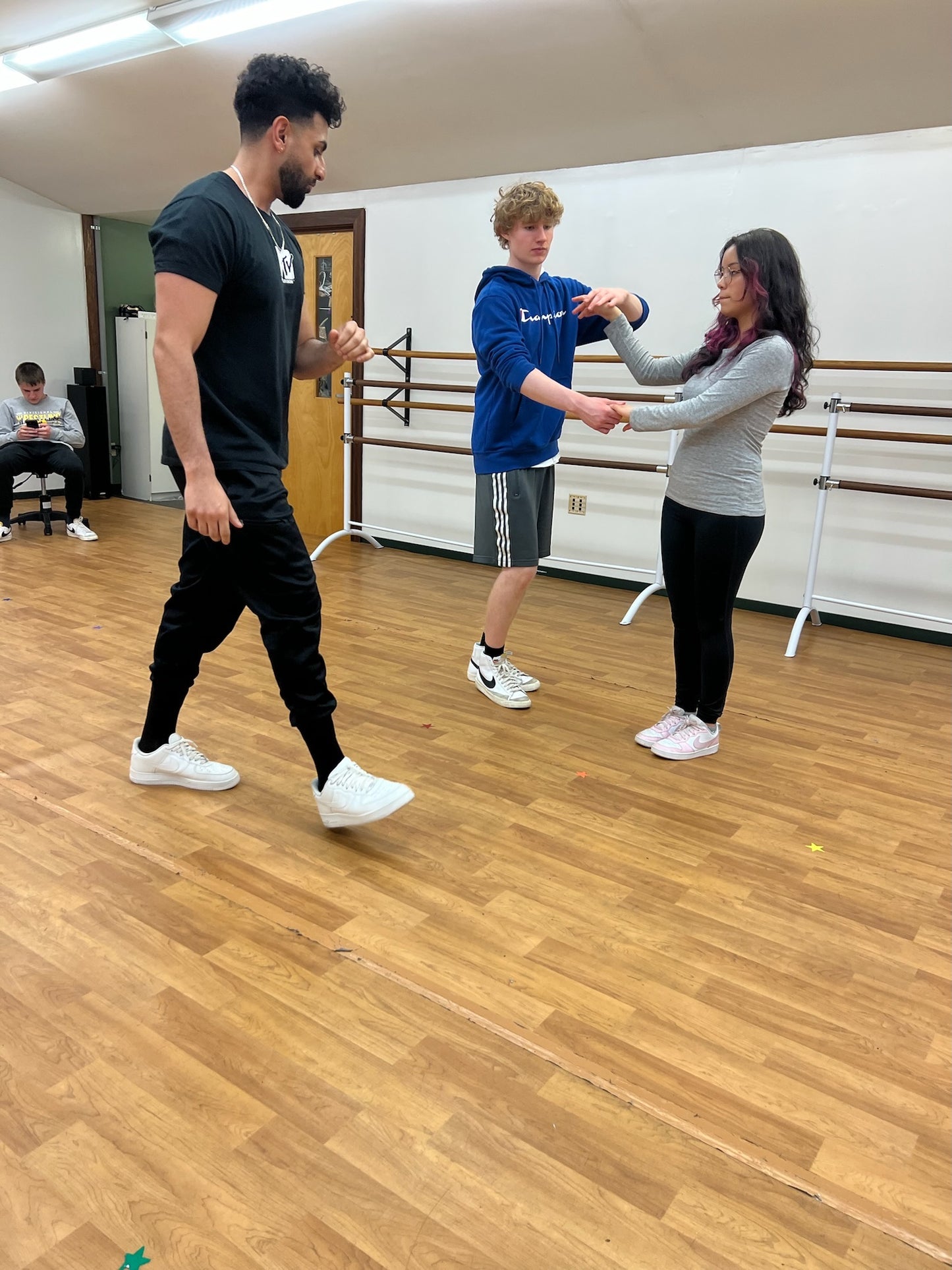 Surprise Dance Choreography - Quinceañeras, Sweet 16s, Weddings
